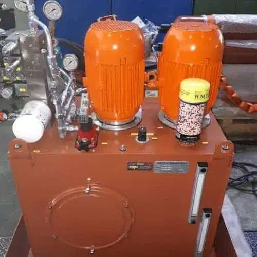 Groupe hydraulique préparé par EMGA